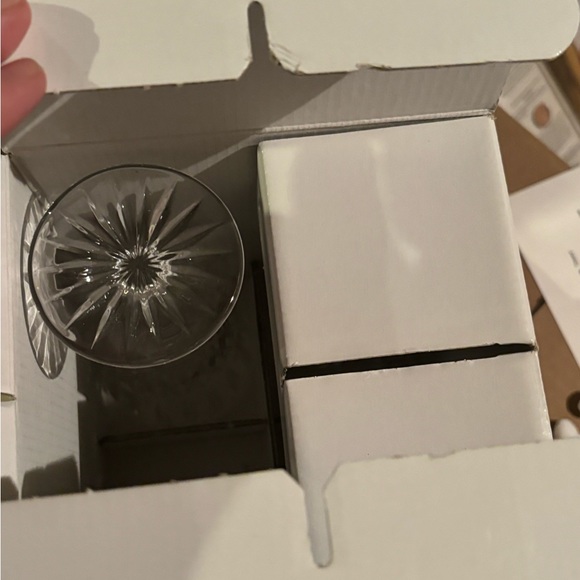 Mikasa NWT Vintage Old Dublin Wine Glasses - Picture 4 of 4